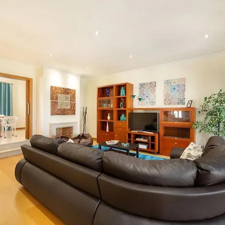 Amazing Villa With Capacity For 8 People Tatil Evi *